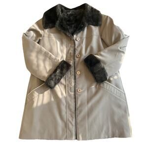 Vtg Womens Faux Fur Lined Coat Made In USA Mocha Brown With White Piping Grandpa
